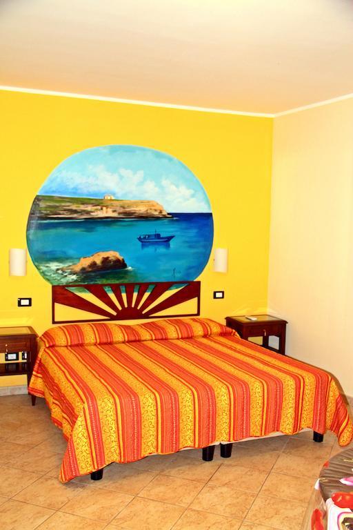 Puesta De Sol Residence LMP Habitación foto