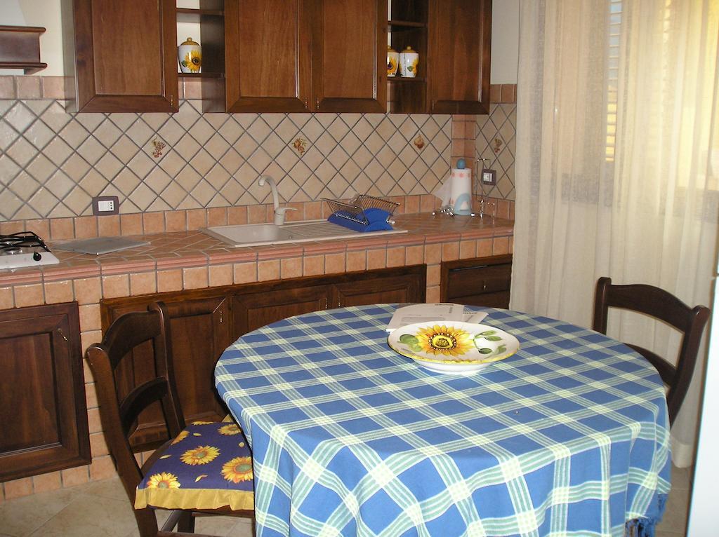 Puesta De Sol Residence LMP Habitación foto